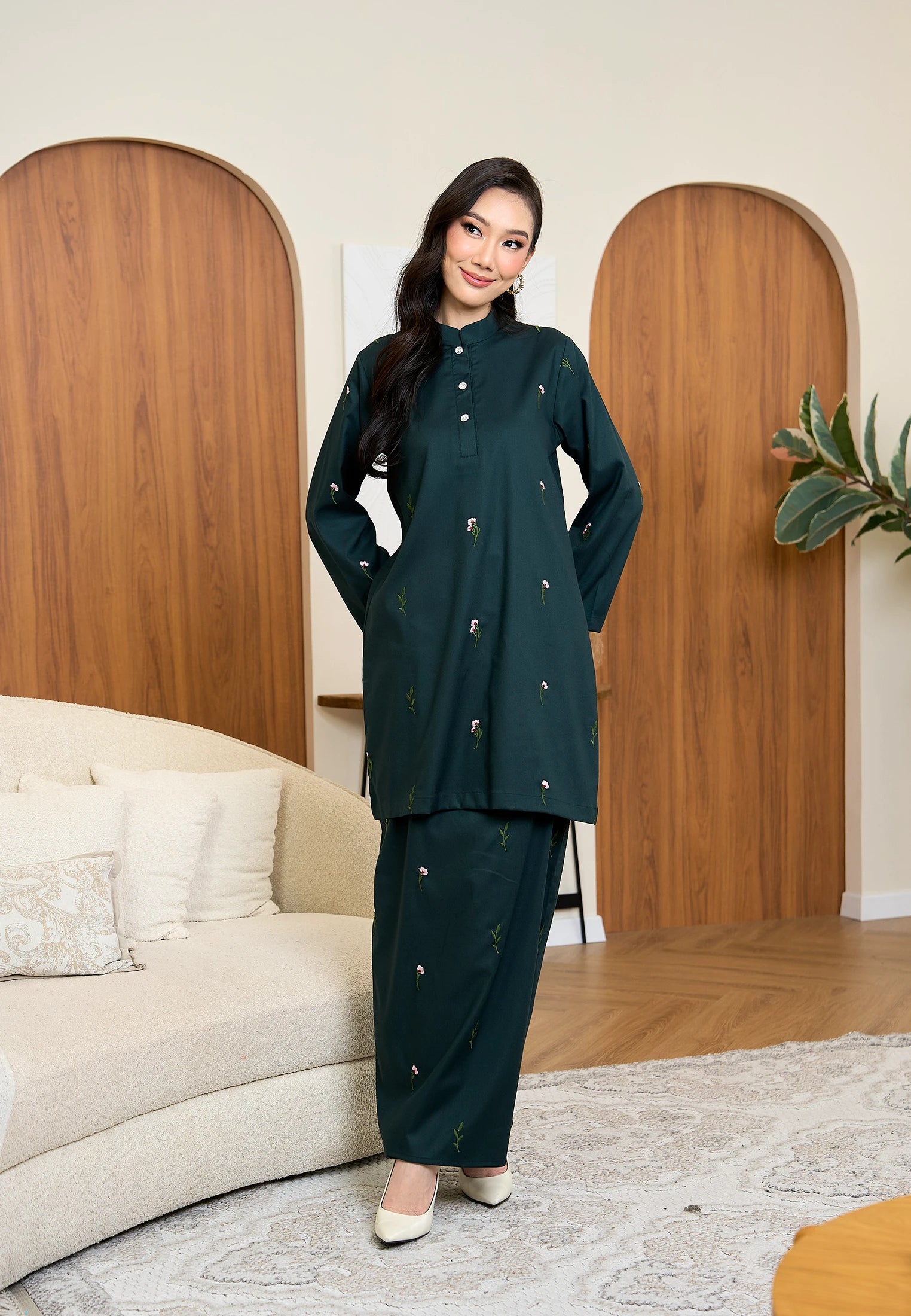 Anggun Kurung Klasik - Emerald Green (Women)