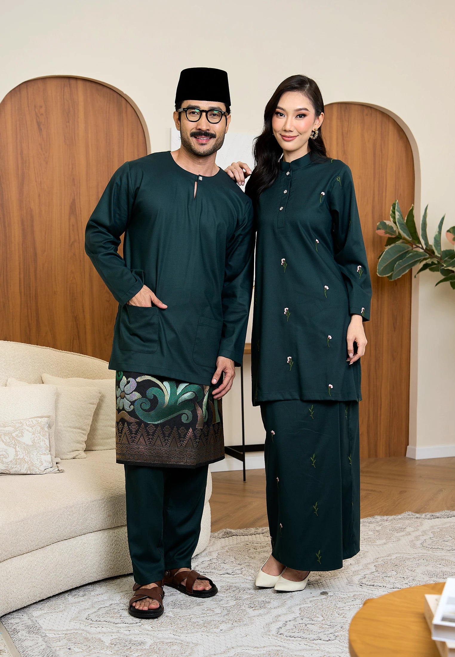 Anggun Kurung Klasik - Emerald Green (Women)