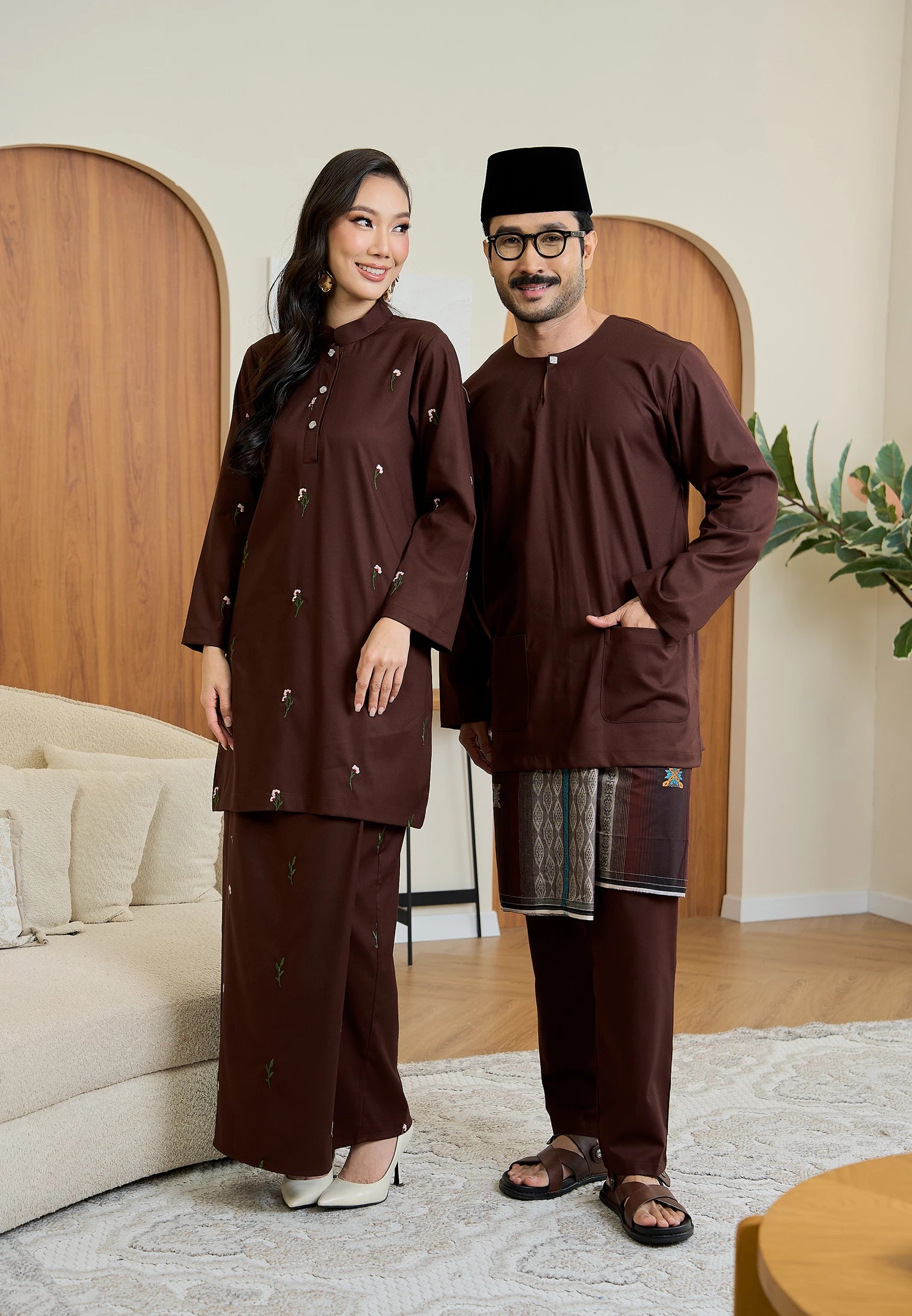 Anggun Kurung Klasik - Rich Brown (Women)