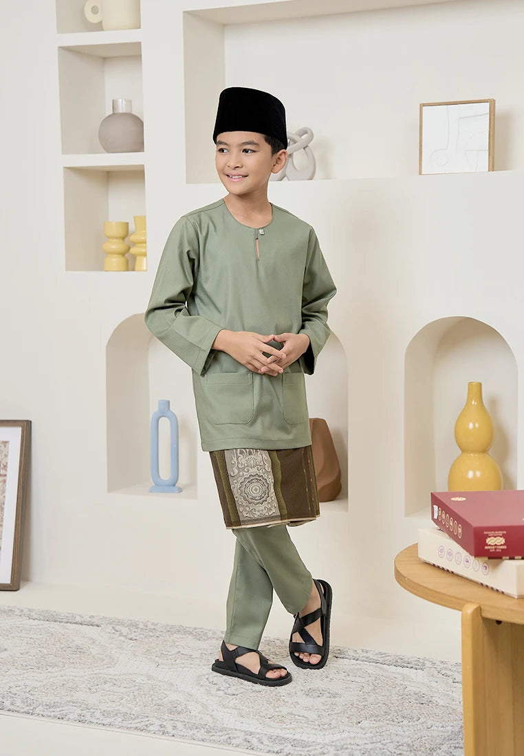 Baju Melayu Teluk Belanga Mark III - Sage Green (Kids)