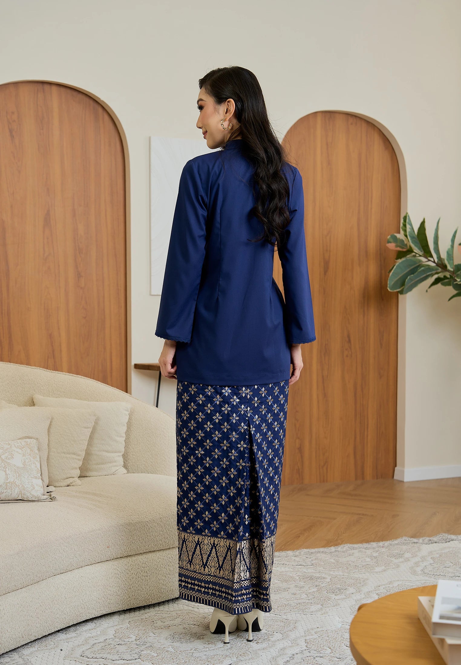 Ratu Kurung Songket