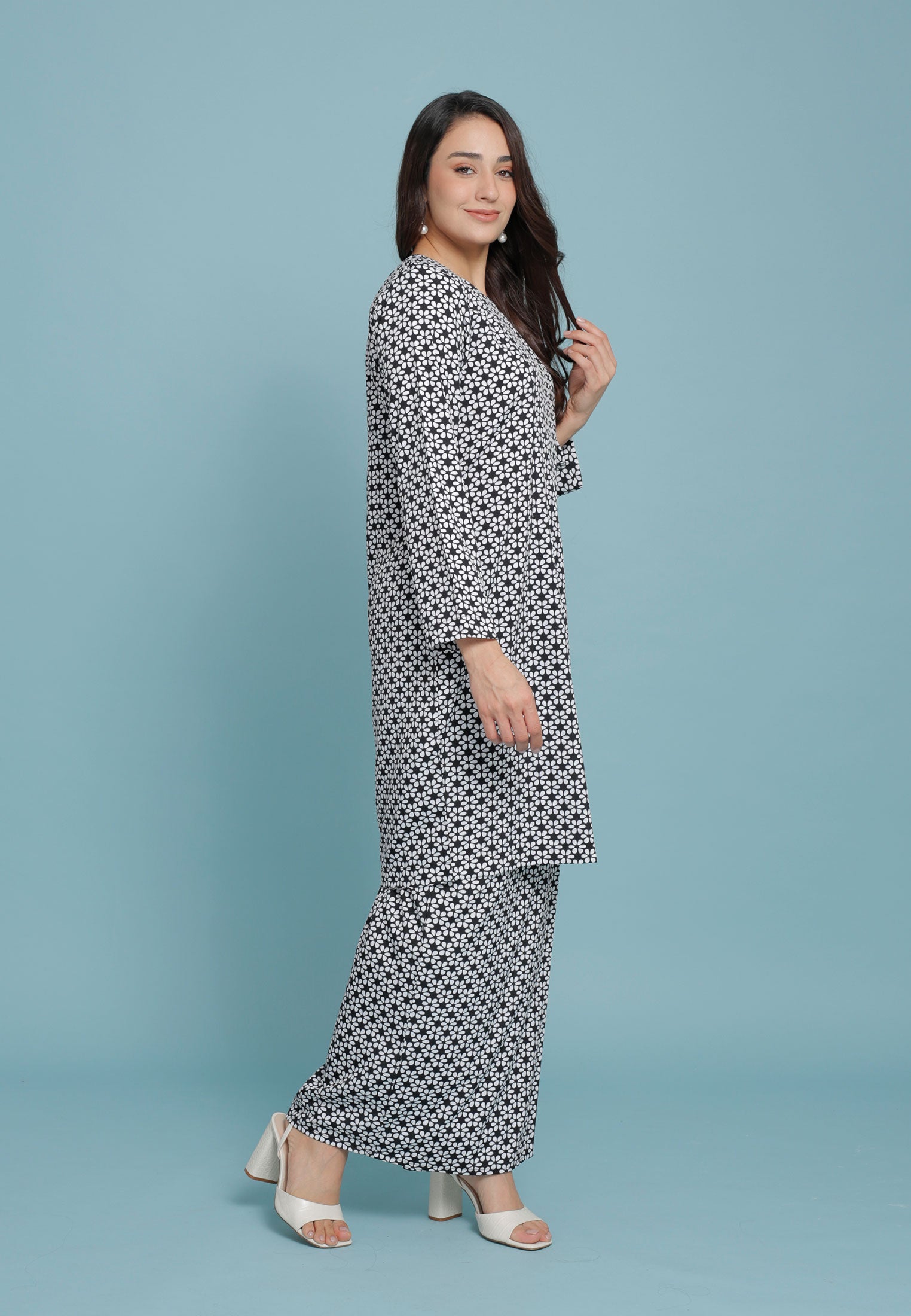 Dahlia Kurung Modern - Blossom Series