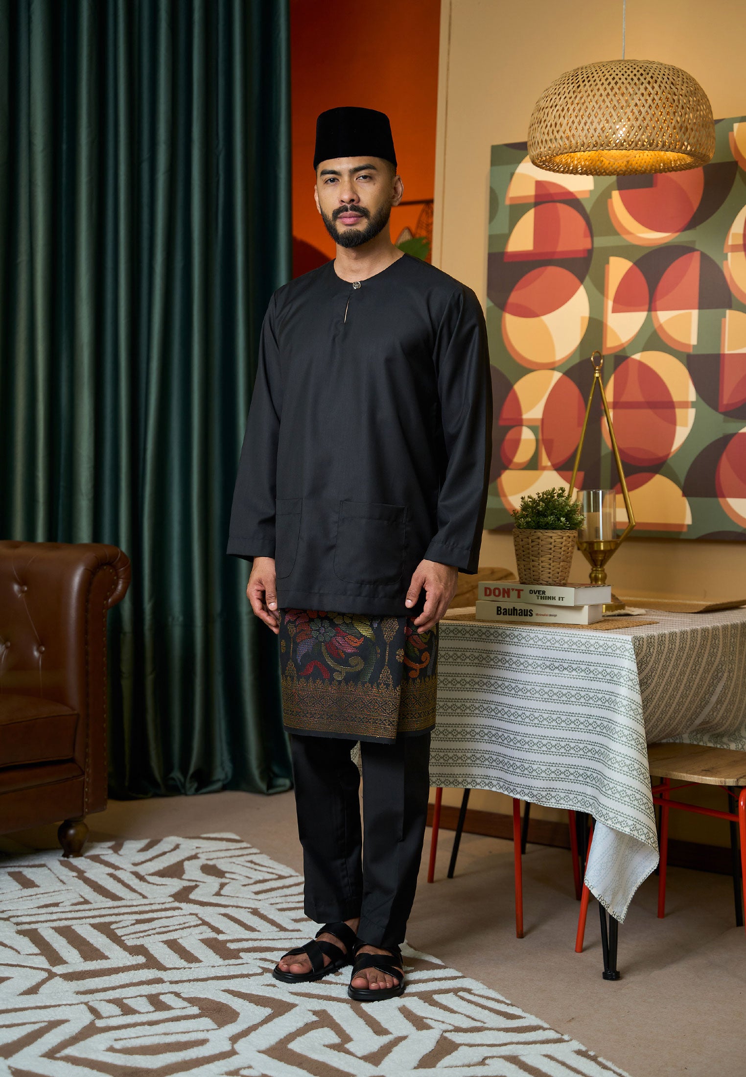 Baju Melayu Teluk Belanga Mark II - Black (Men)