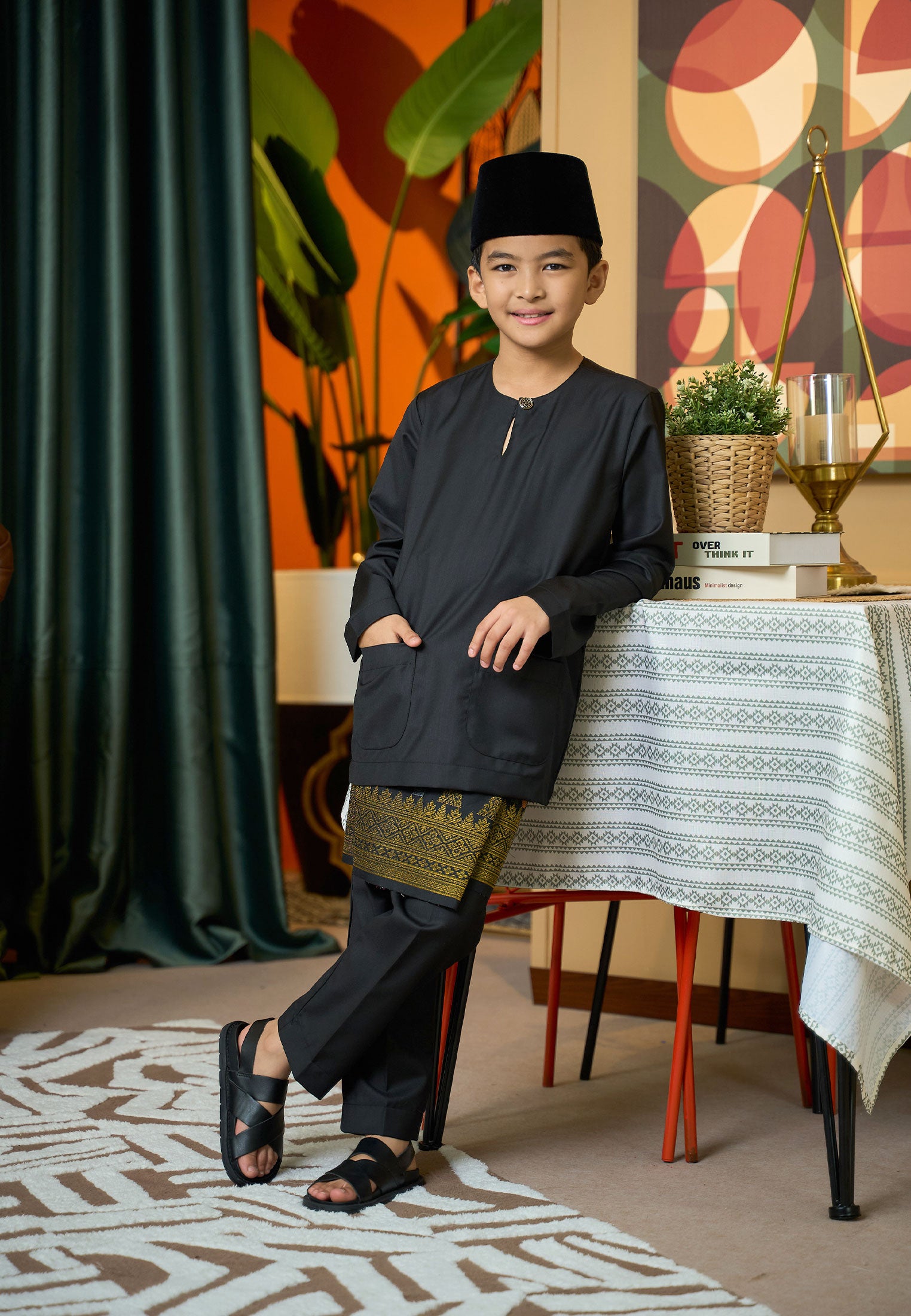 Baju Melayu Teluk Belanga Mark II - Black (Kids)