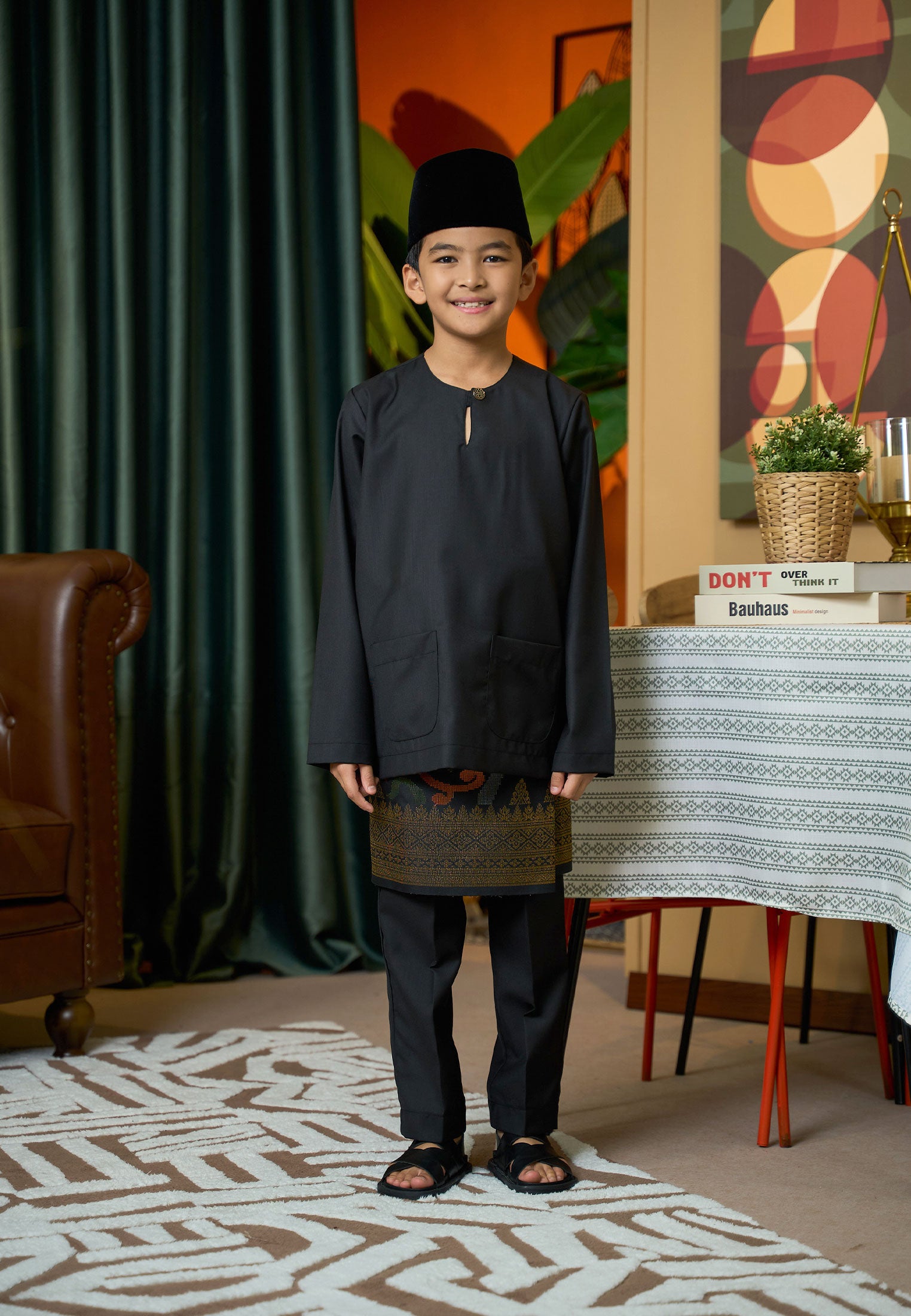 Baju Melayu Teluk Belanga Mark II - Black (Kids)