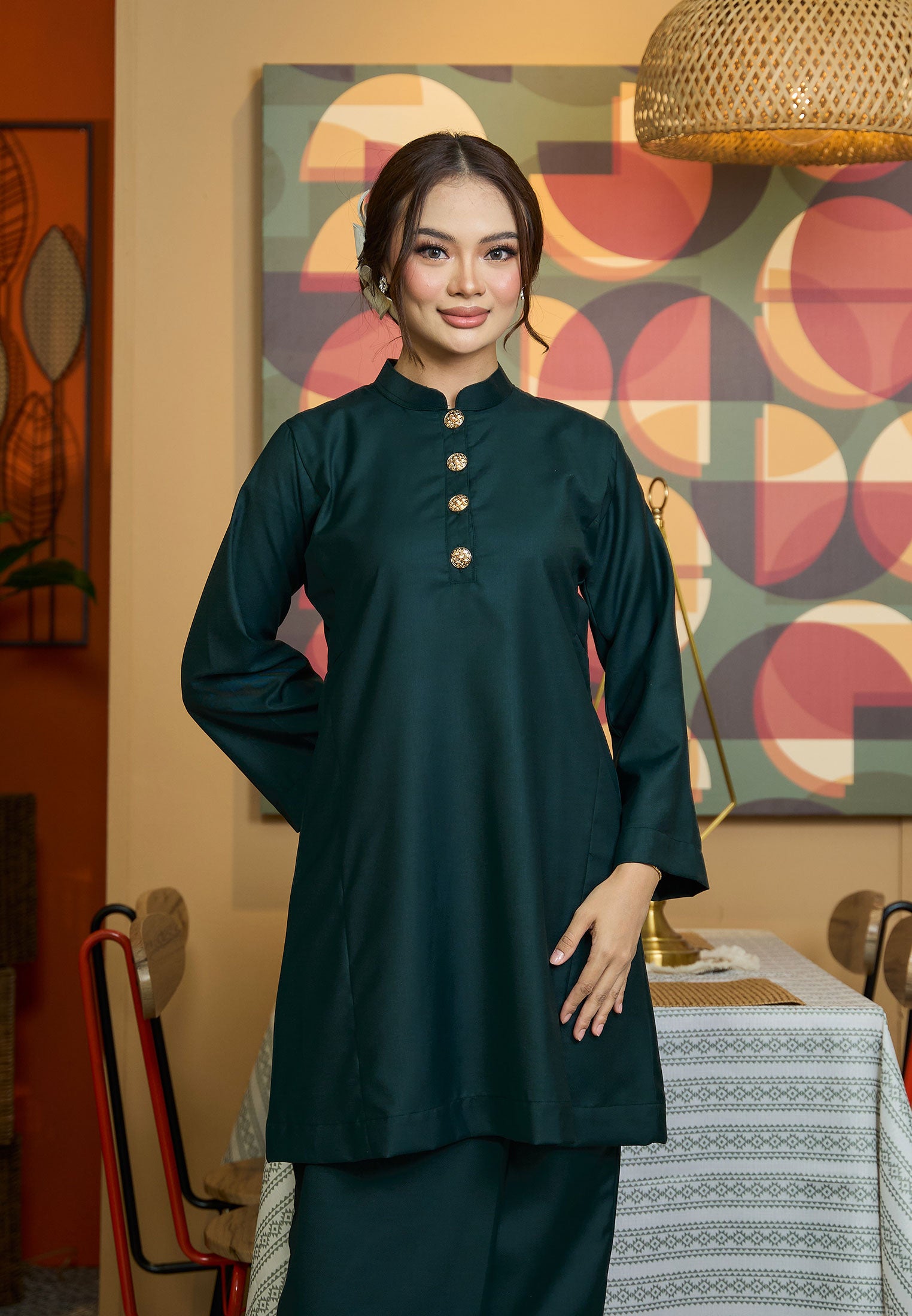 Suri Kurung Klasik V2 Emerald Green