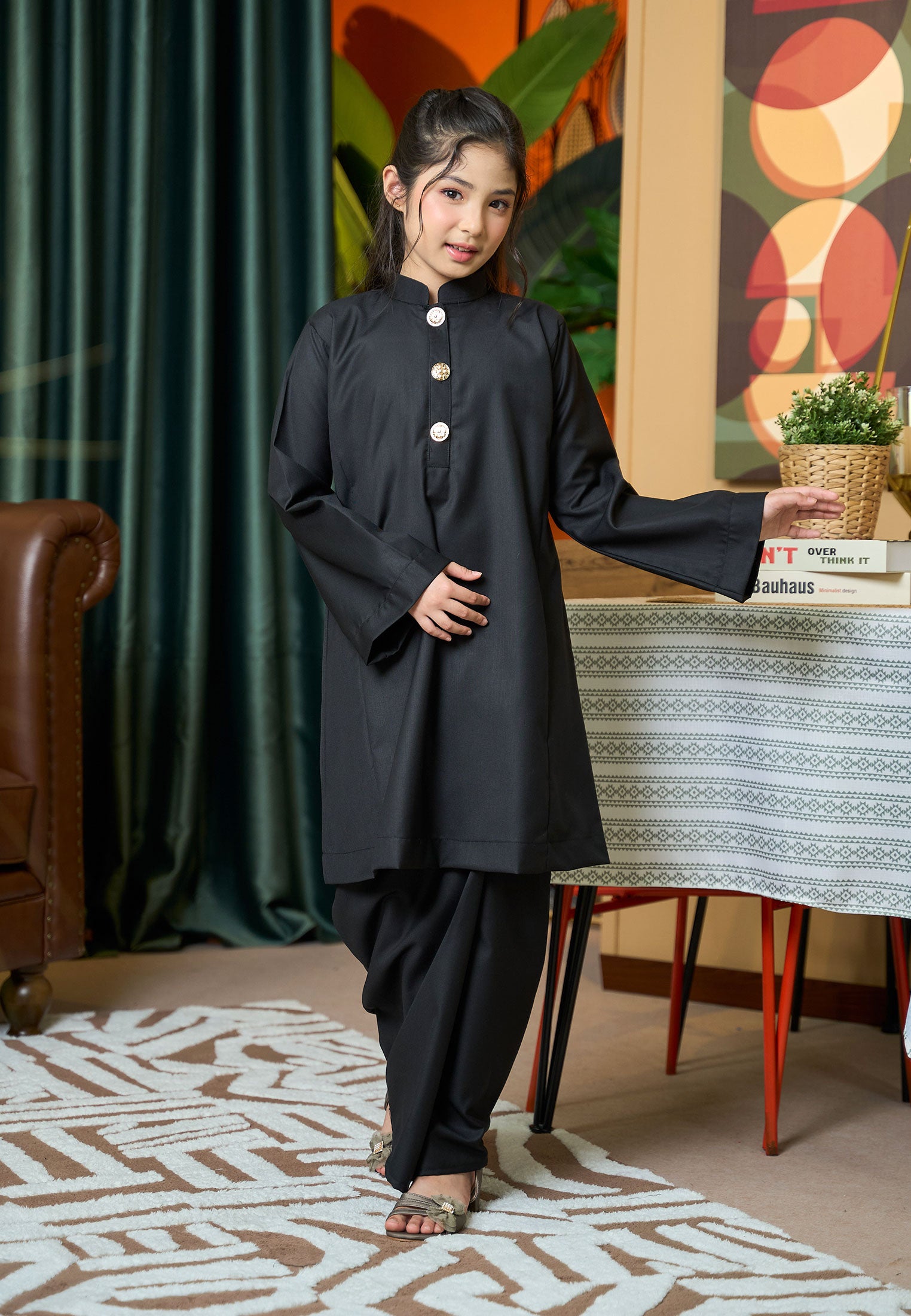 Suri Kurung Klasik Kids Black