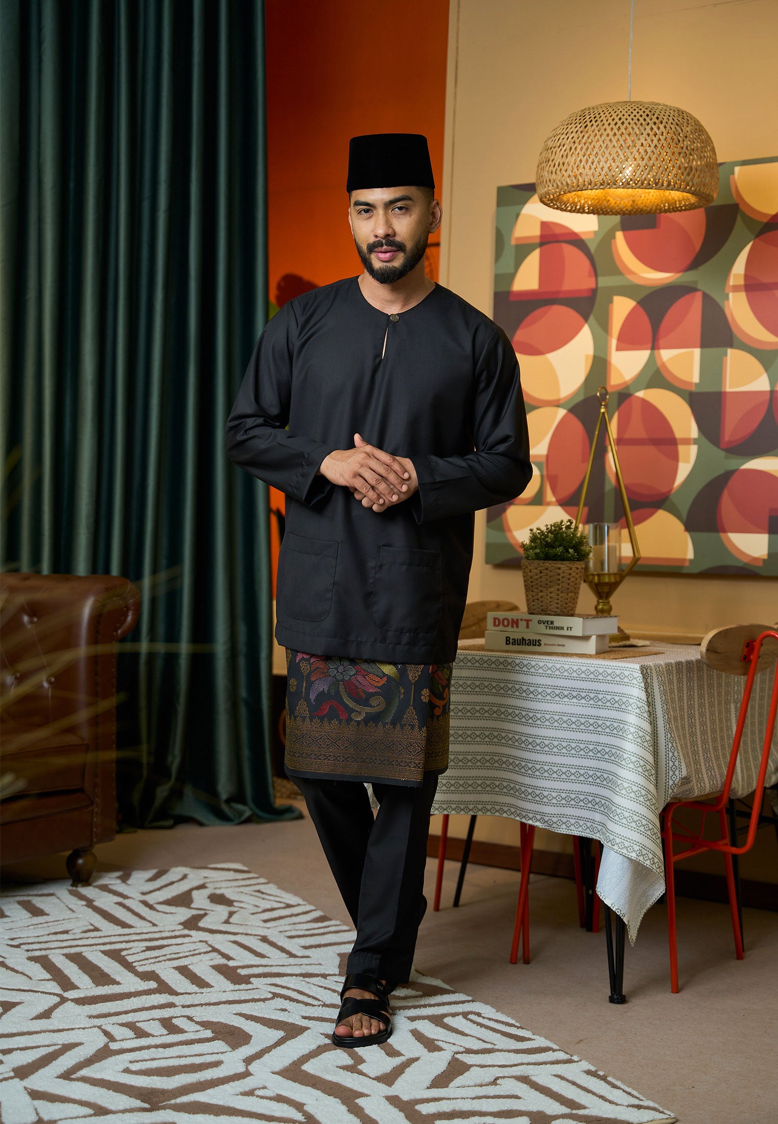 Baju Melayu Teluk Belanga Mark II - Black (Men)