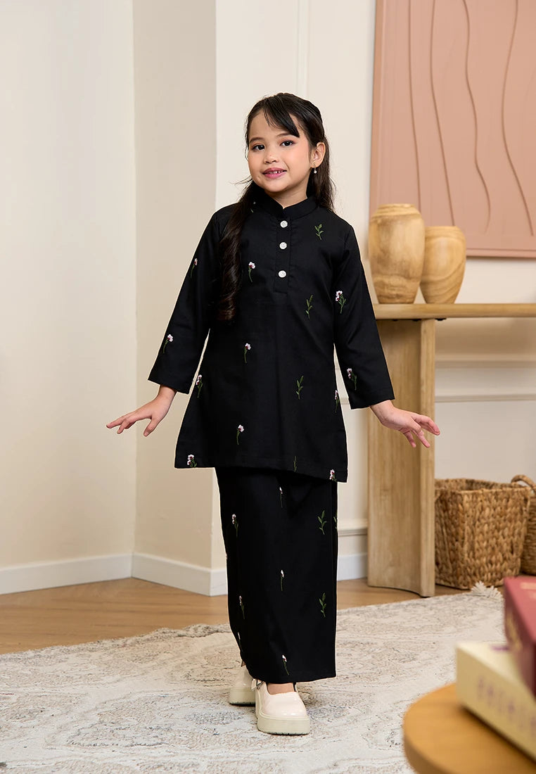 Anggun Kurung Klasik - Black (Kids)