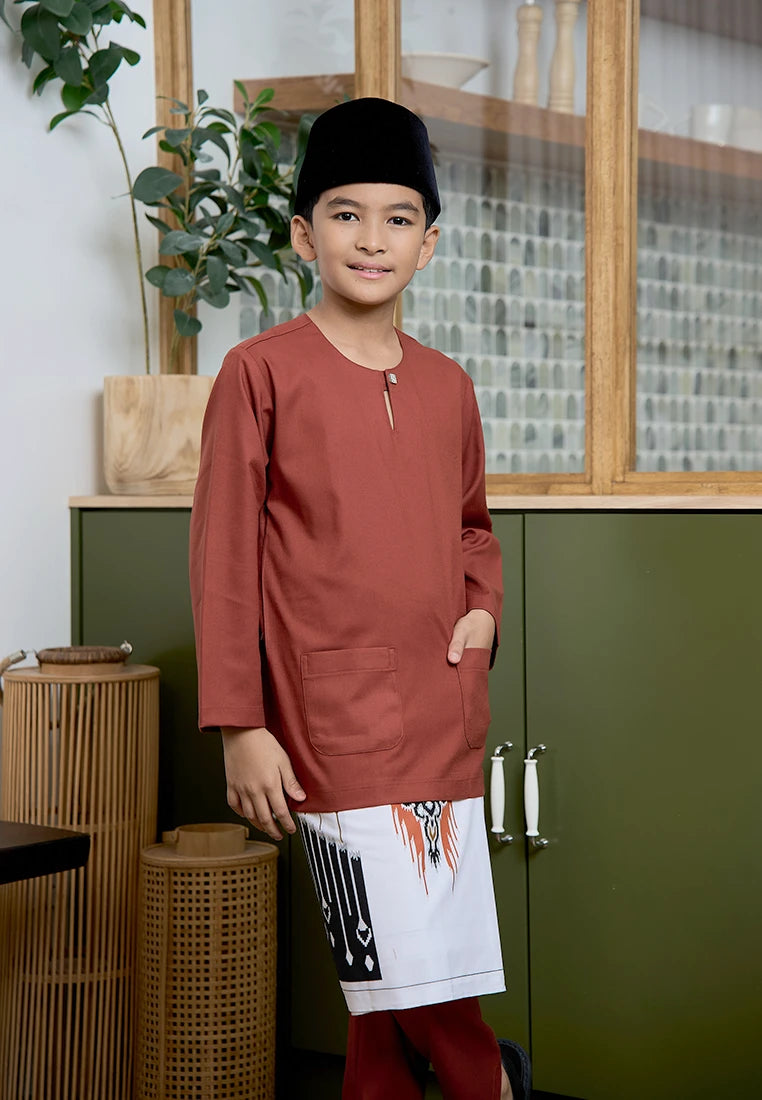 Baju Melayu Teluk Belanga Mark III - Burnt Orange (Kids)