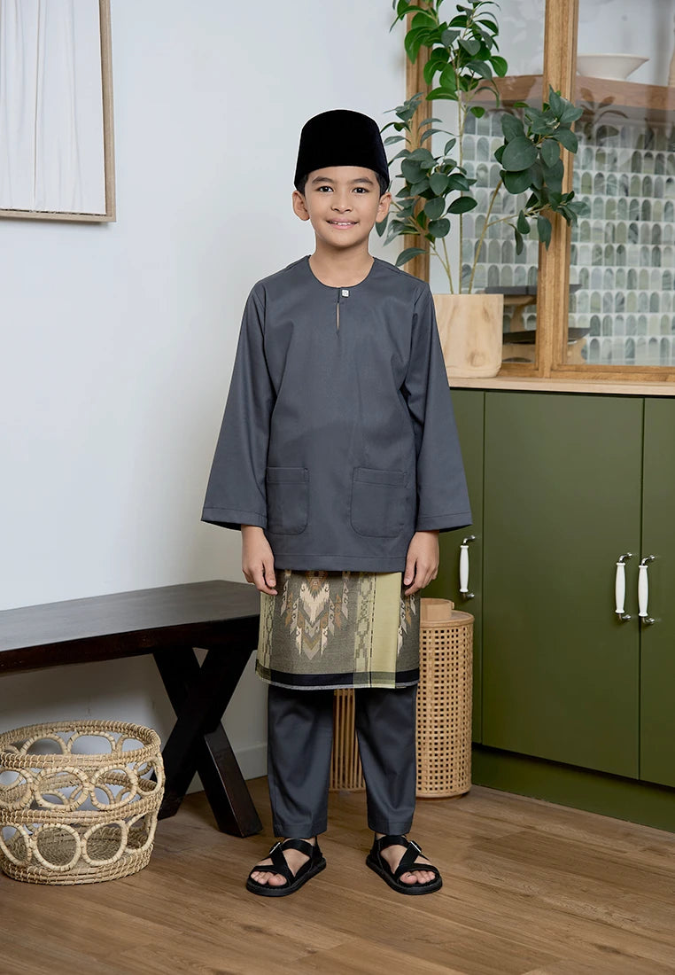 Baju Melayu Teluk Belanga Mark III - Dark Grey (Kids)