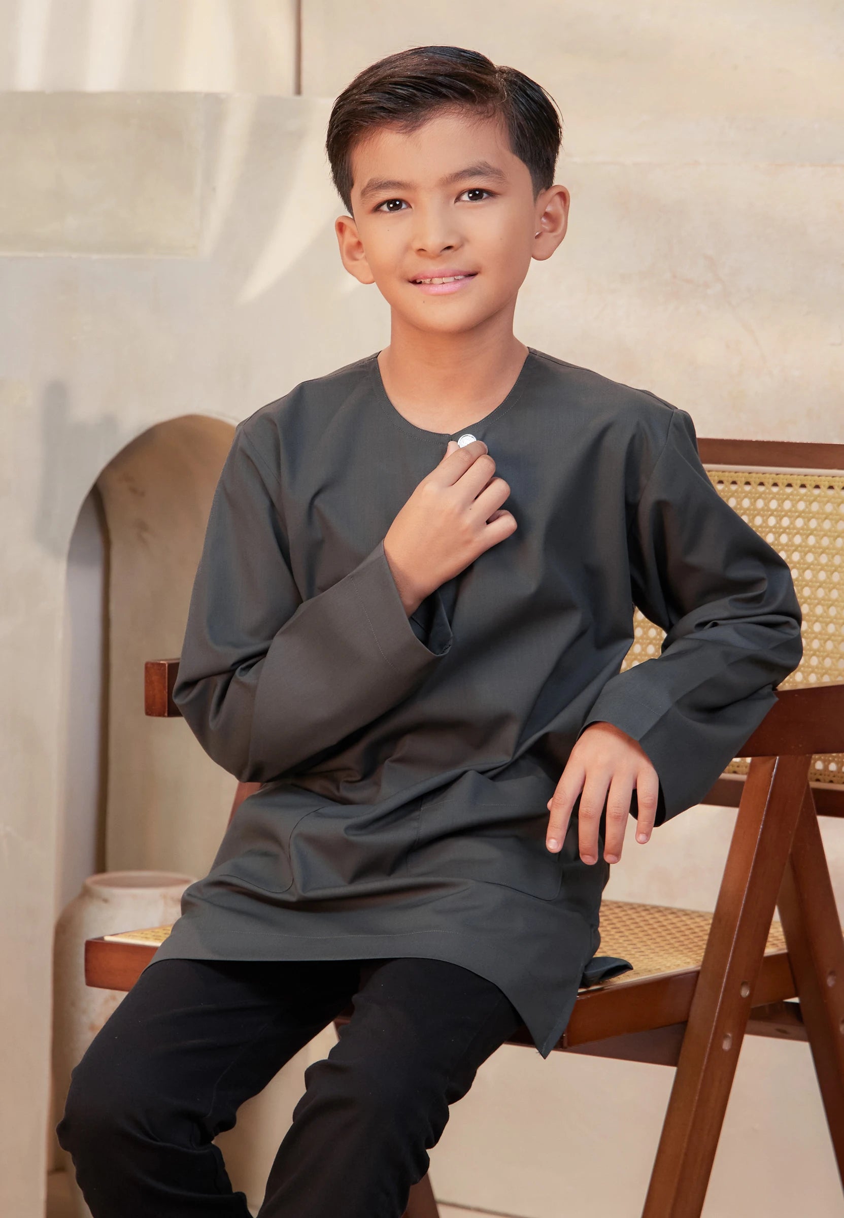 Kurta Tuah Teluk Belanga - Dark Grey (Kids)