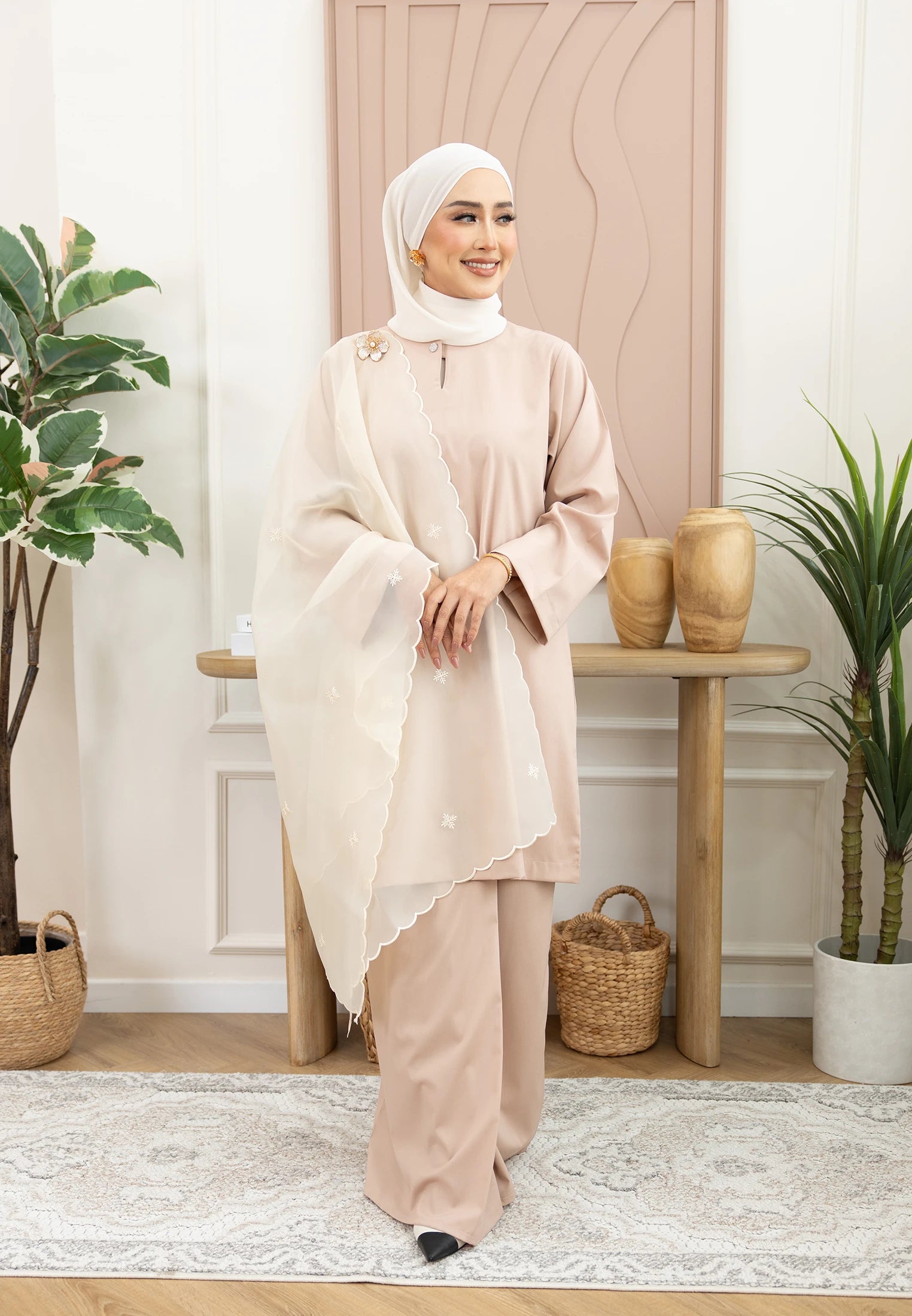 Nazeera Kurung Riau - Baby Pink (Women)